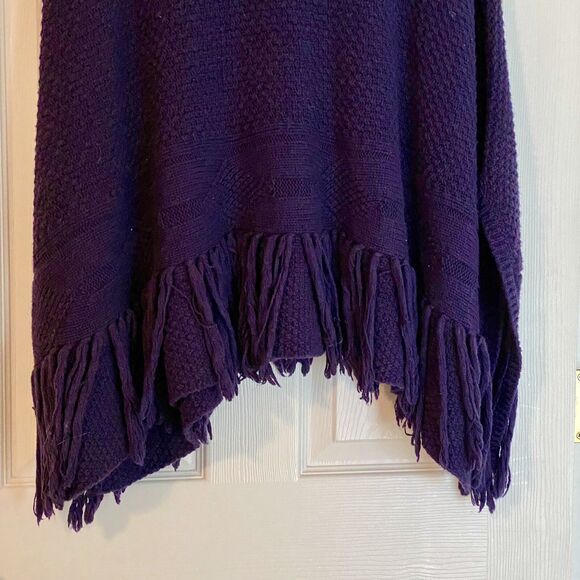 Coldwater Creek Womens Poncho Sweater Purple Fringe Wool Blend One Size - Picture 8 of 11